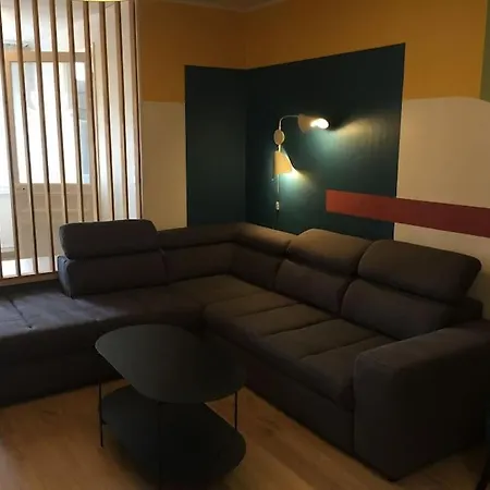 Appartement Maison Spacieuse A La Deco Moderne *